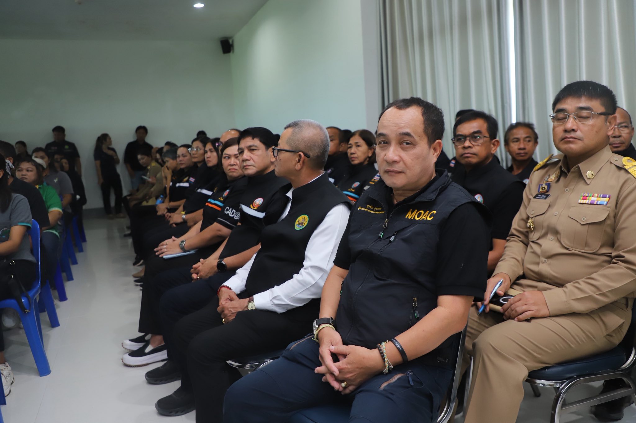 title - รมช.เกษตรฯ มอบโฉนดเพื่อการเกษตร โฉนดต้นไม้ ยกระดับที่ดินทำกินในกระบี่ หนุนเกษตรกรเข้าถึงแหล่งทุน